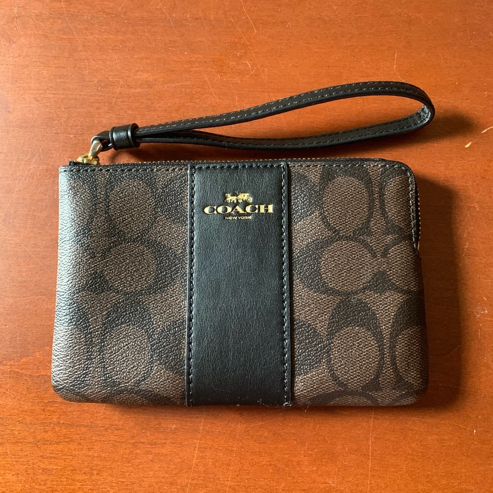 Coach CC Logo Wristlet